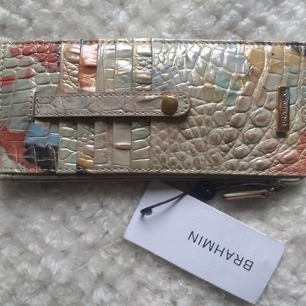 Brahmin Oasis print Card Case